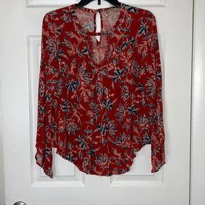 Democracy Red Blue Wide Sleeve Lace Keyhole Neck Floral Print Blouse